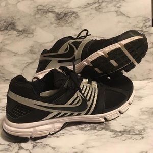 Men's Nike Downshifter 5 Black/White/SILVER SHOES